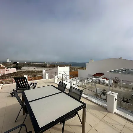 As Estrelas Hébergements Au Calme , Confort Climatisés Proches Centre Plages Et Spots De Surf Parking Free * Peniche