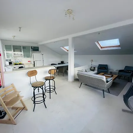 Holiday home Estrelas - Centre -vue -choix De 3 Maisons Independantes Dans La Meme Rue - A 300 Metres -parking Gratuit- Peniche
