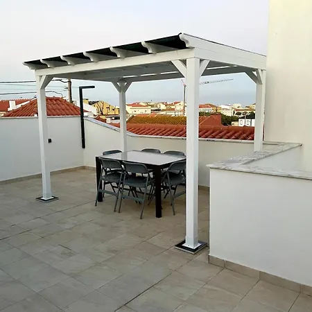 As Estrelas Hébergements Au Calme , Confort Climatisés Proches Centre Plages Et Spots De Surf Parking Free Hébergement de vacances
