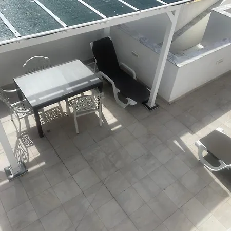 As Estrelas Hébergements Au Calme , Confort Climatisés Proches Centre Plages Et Spots De Surf Parking Free Сasa de vacaciones *