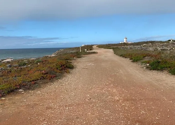 As Estrelas Hebergements Au Calme , Confort Climatises Proches Centre Plages Et Spots De Surf Parking Free Peniche